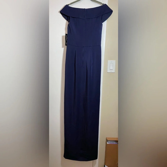 NWT Surplice Off the Shoulder Column Gown Navy Size 2 - Picture 5 of 9